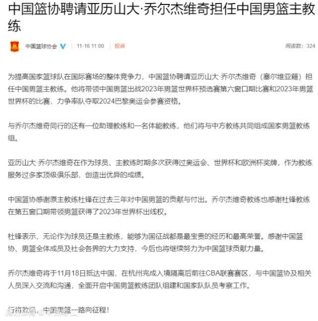 从演员成功转型导演的陈思诚，此次探班，看到王宝强再执导筒，他感触颇深，为好兄弟的成长感到开心